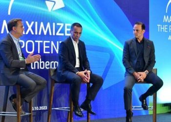 Finberg, “Get Together” Etkinliğinde Girişimcilerle Buluştu