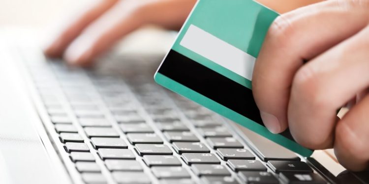 Güvenli Online Alışverişin 8 Yolu