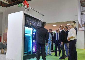 Huawei’den Elektrikli Araçlar için Hızlı Şarj Teknolojisi