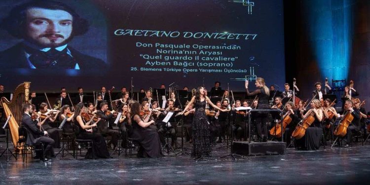 Siemens Türkiye Senfoni Orkestrası’ndan İlk Konser: “100. YIL Cumhuriyet Operası”