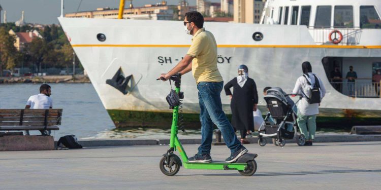 Elektrikli Skuter (Scooter) İşletmeciliği İzni İçin Başvurular Başlıyor