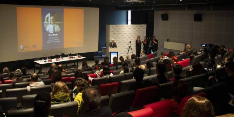 ‘Betûl Mardin Seminerleri’nde ‘Bilim İletişimi’ Tartışıldı