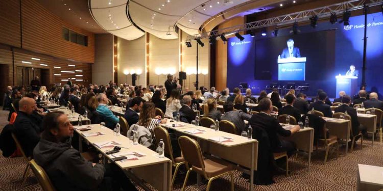 İş Dünyası Vize Sorununa Çözüm Arıyor
