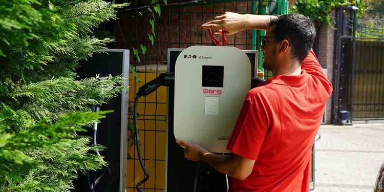 Türkiye’de Elektrikli Araç Sayısı Yaklaşık 5, Şarj İstasyonu Sayısı İse 2 Kat Arttı