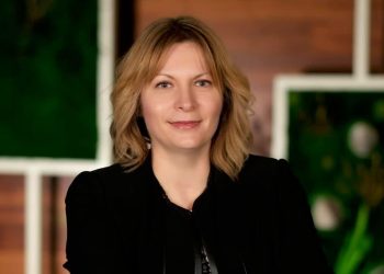 Prof.Dr.Yelkin Diker Coşkun: Karneler Çatışma Konusu Yapılmamalı