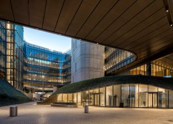 Garanti BBVA, Teknolojik Çalışmalarını ve Tier-4 Veri Merkezini Tanıttı