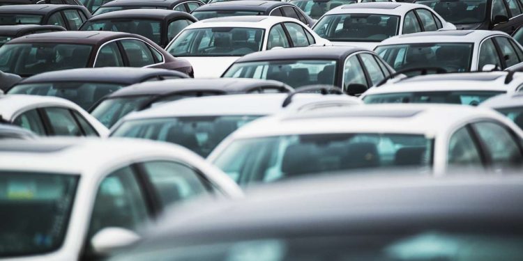 Ocak Ayında Otomobil Fiyatları %2,6 Daha Geriledi 
