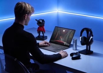 ASUS Republic of Gamers İlk OLED Ekranlı Gaming Modeli Zephyrus G16’yı Satışa Sundu