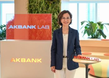 Akbank LAB, yenilenen inovasyon merkezini Girişimcilik Haftası’nda açtı.