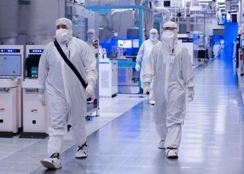 Intel ve TSMC, ABD Çip Fabrikası Gecikiyor