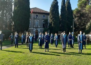 Akademinin Kendini Hukukla Savunması : Boğaziçi Üniversitesi Direnişi
