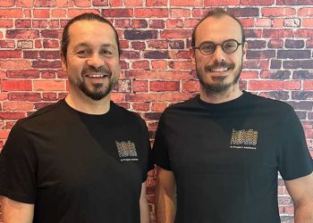 Huudle Silikon Vadisi Yolunda