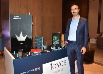 Elektrikli Araçlarda Güneş Enerjisiyle Bedava Yolculuk Mümkün