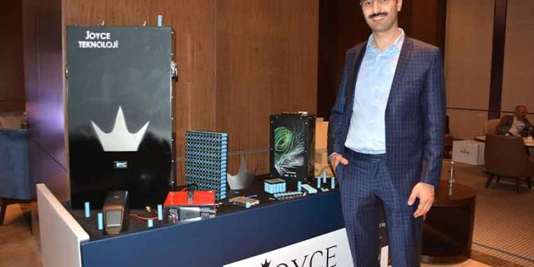 Elektrikli Araçlarda Güneş Enerjisiyle Bedava Yolculuk Mümkün