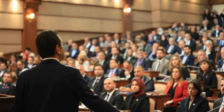İBB Başkanı Ekrem İmamoğlu, 2023 Yılı ‘Faaliyet Raporu Sunumu’nu Gerçekleştirdi