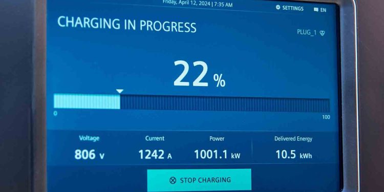 Siemens Megawatt Şarj Sisteminden Bir İlk : 1MW Şarj