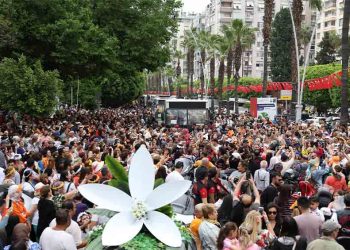 Ünlü Simalar Karnaval Coşkusunu Adana’da Yaşadı