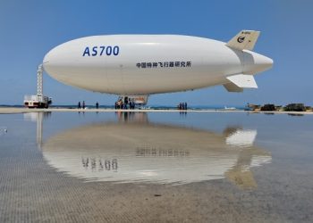 Çin’in “İnsanlı Hava Gemisi” İlk Uçuşunu Yaptı