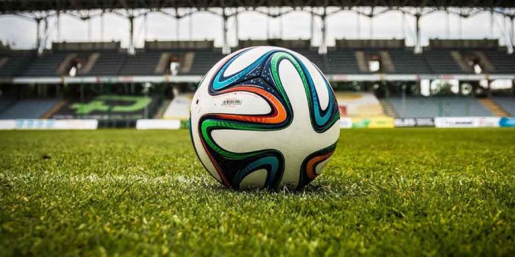 Beyaz Yakalılar Türkiye’deki Futbol Kalitesinden Memnun Değil, Sorumlu TFF