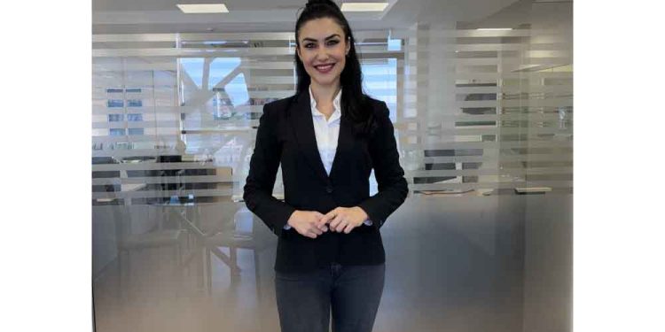 Bihter Gönenli, Schneider Electric Ticari Operasyon Direktörü Oldu