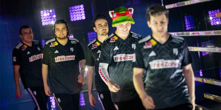 FUT Esports Dünya Sahnesine Çıkıyor