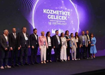 Kozmetik Endüstrisinde Maliyetleri Azaltan Yapay Zeka Uygulamaları