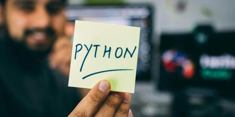 Python’un Popüler Olmasının 5 Nedeni