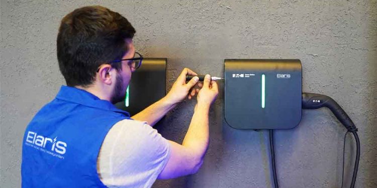 Sıcak Havalar Elektrikli Otomobilleri Nasıl Etkiliyor?