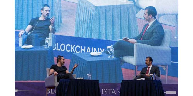 The Steve Group CEO’su Derya Türker Blockchain X İstanbul’da Kripto Ekosistemine Işık Tuttu