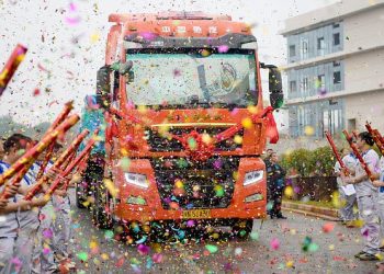 Çin’in 1000 km Menzile Sahip Yeni Hidrojenli Kamyonu Piyasaya Çıktı