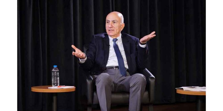 Dr. Mahfi Eğilmez; “Türkiye Büyük Bir Potansiyele Sahip. Bilimden Kopmadan Kendi Şartlarımıza Uygun Bir Maliye Politikası Belirlemek Mümkün.”