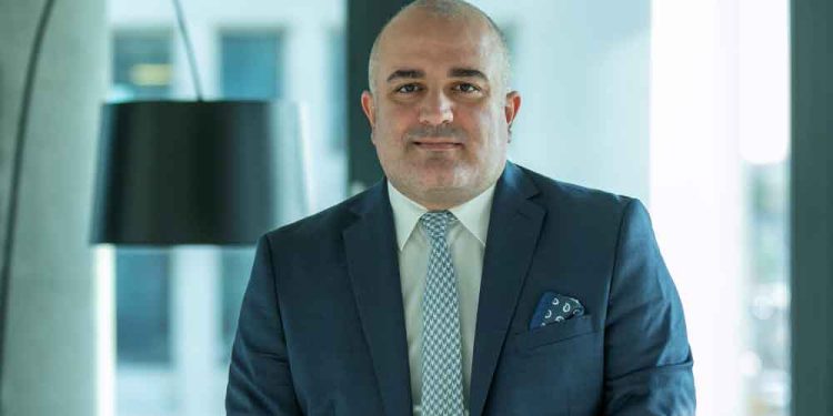 EY: Üretken Yapay Zekâ, Bankacılık Sektöründe Verimliliği Derinden Etkiliyor