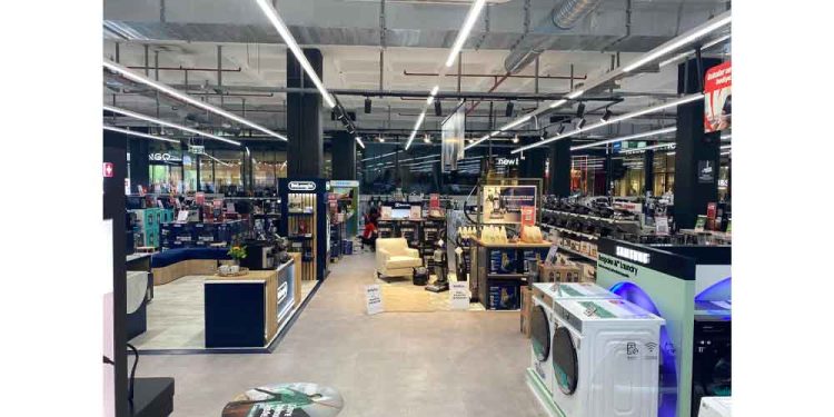MediaMarkt, Fiziksel Mağazaları Görme Engelli Bireyler İçin Daha Erişilebilir Hale Getirdi