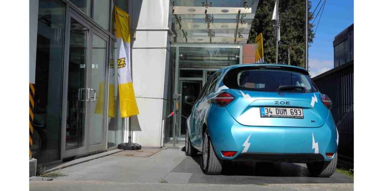 Tatil Dönüşü Elektrikli Araçla Uzun Yola Çıkacaklara Önemli Tavsiyeler