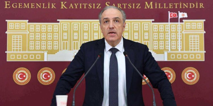 Yeneroğlu, İki Ayrı Bakana Sığınmacıların Kişisel Verilerinin Sızdırılmasını Sordu