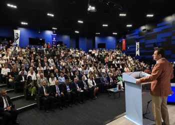 İBB, Güneş Enerjisinden Yararlanma Sahalarını Büyütüyor