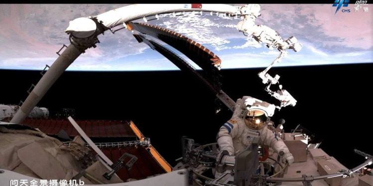 Shenzhou-18 Mürettebatı, İkinci Uzay Yürüyüşünü Gerçekleştirecek