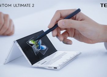 TECNO Üç Katlamalı Konsept Akıllı Telefonu Tanıttı
