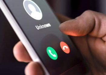 Dolandırıcılar Telefon Numaranızın Peşinde