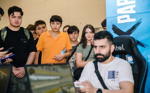 Gaming İstanbul’da Oyun Bilgisayarları Yarıştı