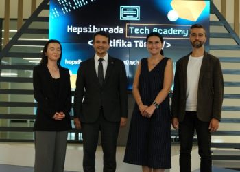 Geleceğin Teknoloji Liderlerine Hepsiburada ve 42 Türkiye İş Birliğiyle Staj İmkanı