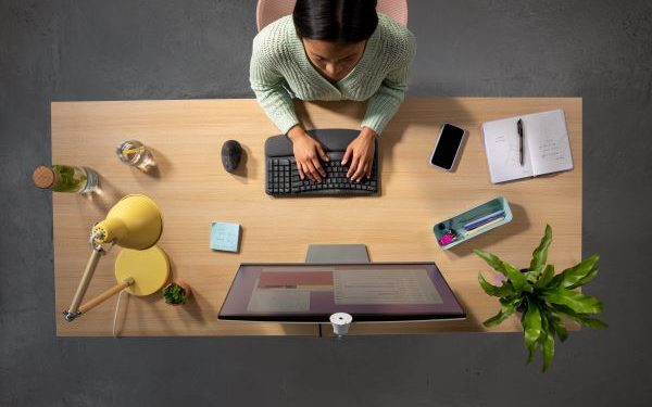 Logitech’ten Çalışan Refahını Artıran Yan Hakları Tanıttı