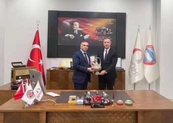 Türkiye Kendi Haberleşme Cihazını Geliştiriyor