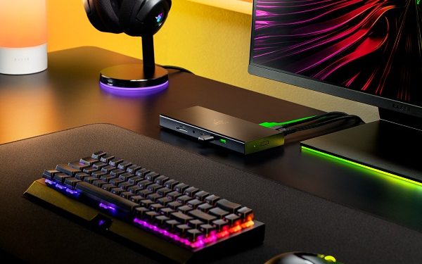 Razer USB 4 Dock ile Oyun Alanları Güçleniyor