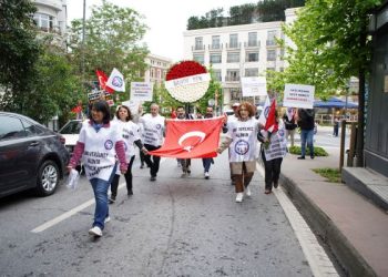 Yeni Aile Hekimliği Yönetmeliği Sağlık Çalışanlarını Derin Endişelere Sürüklüyor