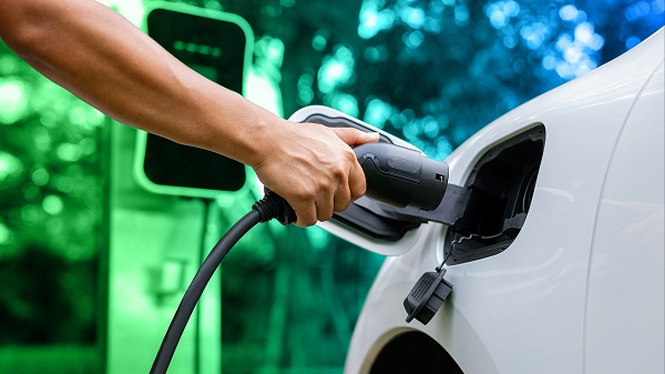 2024’te Elektrikli Araç Şarj İstasyonlarında Yüzde 235’lik Artış
