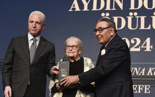 28. Aydın Doğan Ödülü Prof. Dr. İoanna Kuçuradi’ye Takdim Edildi