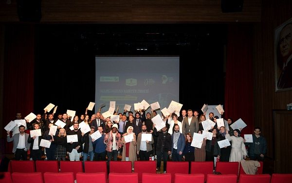 Geleceğin Yazılımcıları İstanbul Ticaret Üniversitesi’nde Sektöre İlk Adımını Attı