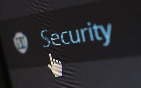 Cihaz Yaşam Döngüsü Boyunca Kritik Siber Güvenlik Riskleri Nelerdir?