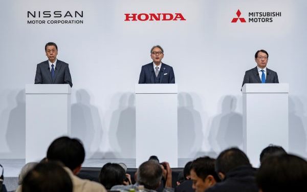 Nissan, Honda ve Mitsubishi Motors Birleşmeye Gidiyor